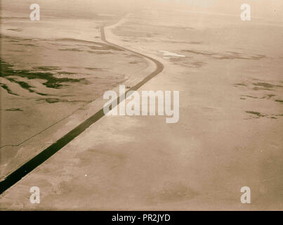 Air views of Palestine. Flight from Gaza to Cairo via Ismalieh. Suez Canal. A general view. 1932, Egypt Stock Photo