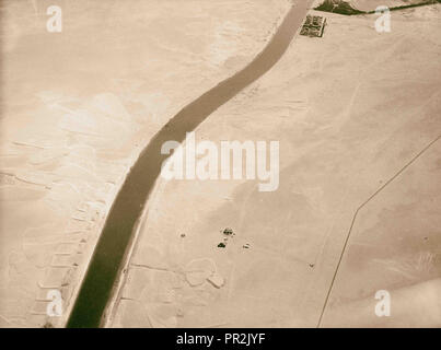 Air views of Palestine. Flight from Gaza to Cairo via Ismalieh. Suez Canal nearing Ismalieh. 1932, Egypt Stock Photo