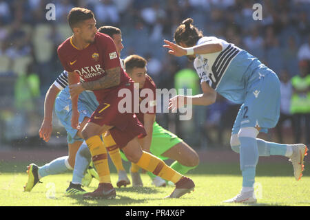 Rome, Italy. 28th September 2018. 29/09/2018 Stadio Olimpico, Rome, Italy. SERIE A: LORENZO PELLEGRINI SCORE THE GOL in  the ITALIAN SERIE A match between A.S. ROMA V S.S. LAZIO at Stadio Olimpico in Rome. Credit: marco iacobucci/Alamy Live News Stock Photo