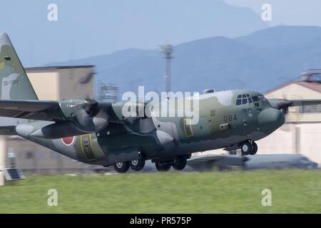 A Japan Air Self-Defense Force C-130H Hercules assigned to the 401st Tactical Airlift Squadron takes off at Yokota Air Base, Japan, Sept. 17, 2018, after participating in the 2018 Japanese-American Friendship Festival. Approximately 145,000 visitors attended the festival and toured forty U.S. and Japanese aircraft static displays. Stock Photo