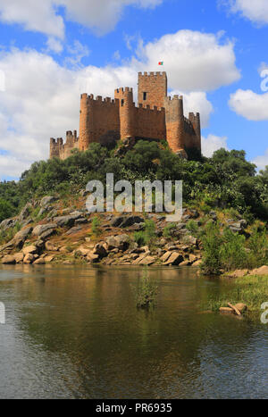 The medieval Almourol Castle built on an island in the middle of River Tagus - Rio Tejo, Santarem, Ribatejo, Portugal. Stock Photo