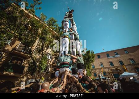 Torredembarra, Spain. 30 September, 2018:  The 'Castellers de Mollet' build a human tower during the first day of the 27th Tarragona Human Tower Competition in Torredembarra. The competition takes place every other year and features the main 'Castellers' teams (colles) of Catalonia during a three day event organized by the Tarragona City Hall Credit: Matthias Oesterle/Alamy Live News Stock Photo