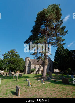 St. Nicholas' church, Fyfield, Oxfordshire, UK Stock Photo