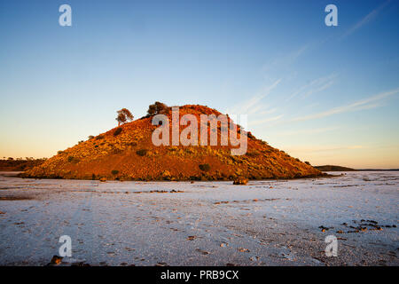 Snake hill at dawn. Lake Ballard near Menzies Western Australia Stock Photo