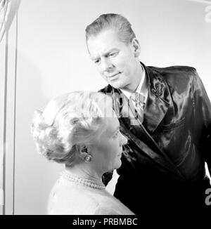 Getting a 1950s hairdo.  A woman at the hairdresser 1952. Sweden 1952. ref 1962 Stock Photo