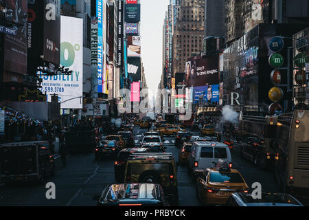 New York, USA - May 30, 2018: Traffic queuing in Times Square, a major commercial and entertainment centre and neighbourhood in Midtown Manhattan, New Stock Photo