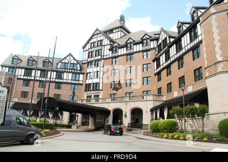 Main entrance of Hotel Roanoke, Virginia, USA Stock Photo