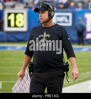 East Rutherford, New Jersey, USA. 1st Oct, 2018. New Orleans Saints head coach Sean Payton during a NFL game between the New Orlean Saints and the New York Giants at MetLife Stadium in East Rutherford, New Jersey. Duncan Williams/CSM/Alamy Live News Stock Photo