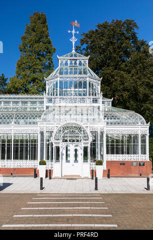 The elegant Horniman Museum Victorian conservatory, Forest Hill, London, England, United Kingdom Stock Photo