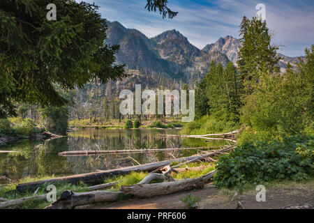 Little Eightmile Lake, Stuart Range, Alpine Lakes Wilderness, Central Cascades, Washington state, USA Stock Photo