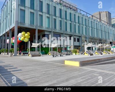 Pier 17 along the East River, Lower Manhattan, New York City, NY, USA. Stock Photo