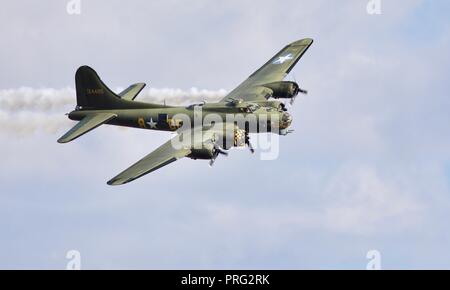 Boeing B-17G Flying Fortress, 'Sally B' fly at the IWM Duxford Battle of Britain airshow on the 23 September 2018 Stock Photo