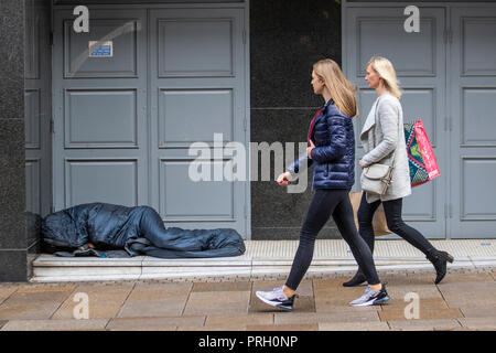 Preston, Lancashire, UK 3rd Oct 2018. Homelessness crisis as statistics show the number of rough sleepers is rising in Preston. Last year the city was given £130k from central government to tackle homelessness, and the council became a member of the Making Every Adult Matter (MEAM) coalition. Credit: MediaWorldImages/AlamyLiveNews Stock Photo