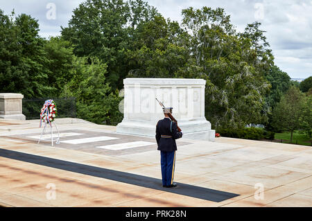 Arlington, Virigina, USA - September 15, 2018: Guard at the tomb of the unknown soldier in Arlington National Cemetery Stock Photo