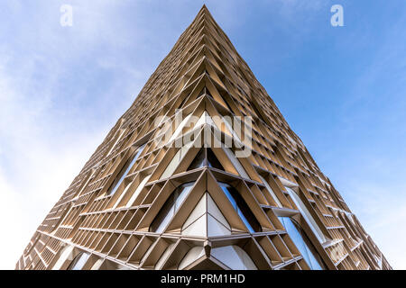 The Diamond Building with blue skies, University of Sheffield, South Yorkshire, England. Stock Photo