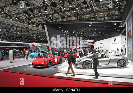 Paris, France. 03rd Oct, 2018. A hall at the Paris International Motor Show, photographed on the second press day. The Motor Show will be open to the public from 04 to 14 October. Credit: Uli Deck/dpa/Alamy Live News Stock Photo