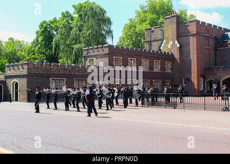 LONDON, UNITED KINGDOM - MAY 26, 2015: Royal Armoured Corps Band mount parade and provided the musical support for both old and new Queens Guard at St Stock Photo