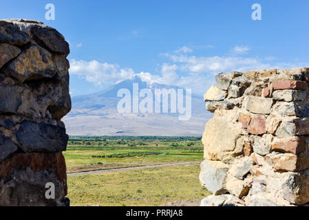 Looking out across the plain to the biblical mountain of Ararat Stock Photo