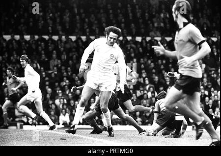 Leeds Utd v Wolves 1974 Stock Photo