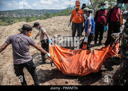 Mass Burial After Natural Disaster Tsunami Earthquake On Sea Floor ...