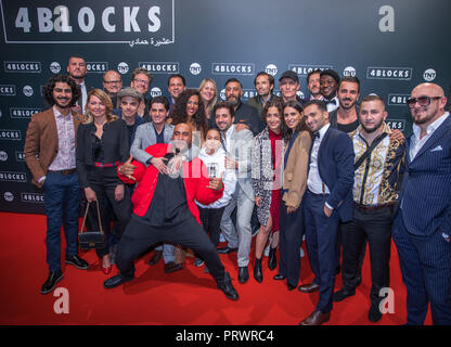 Cast and crew at the premiere of the TNT series 4 blocks season 2