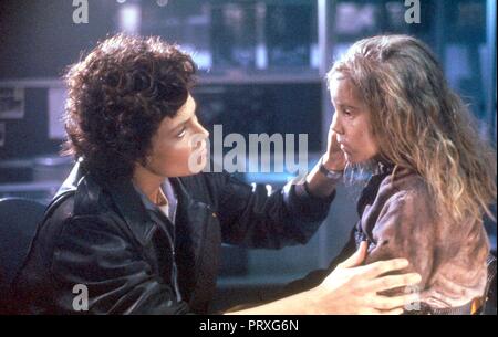 Sigourney Weaver plays the character Ellen Ripley in the film 'Aliens'. Also pictured is Carrie Henn who plays the role of Rebecca 'Newt' Jordan.  Date: 1986 Picture supplied by Credit: LMK / MediaPunch Ref: LMK11-LIB113-080305 Captioned: 9th March 2005 Credit: LMK / MediaPunch Stock Photo