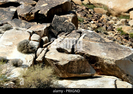 Nevada Petroglyphs on rocks bolders in desert Stock Photo
