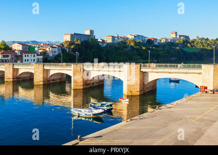 Bridge in San Vicente de la Barquera, small medieval town in Cantabria in northern Spain Stock Photo