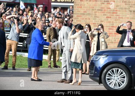 Royal Visit of Harry and Megan Markle to peacehaven Stock Photo