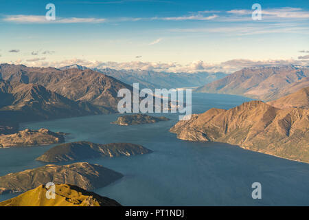 Lake Wanaka from Roys Peak, Wanaka, Queenstown Lakes district, Otago region, South Island, New Zealand,