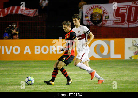 Recife, Brazil. 05th Oct, 2018. Game during Sport x Internacional held on Friday (5), a match valid for the 28th round of the Brazilian Championship Series A 2018, held in Ilha do Retiro in Recife, PE. Credit: Rafael Melo/FotoArena/Alamy Live News Stock Photo