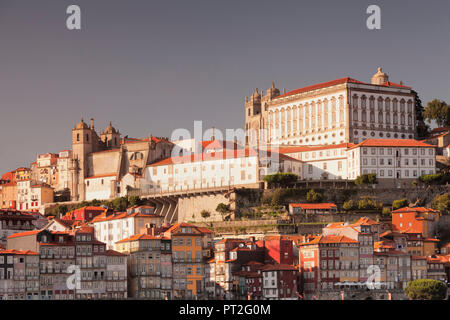 Ribeira Old Town, UNESCO World Heritage Site, Episcopal Palace and Se Cathedral, Porto, Norte Region, Portugal Stock Photo