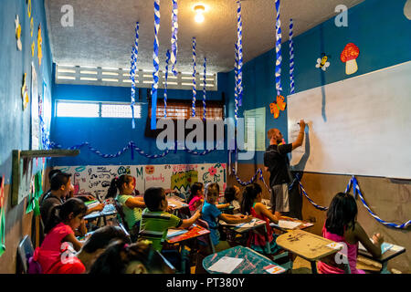 kids in guatemala in class room Stock Photo