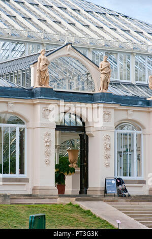 Entrance to The Temperate House in The Royal Botanic Gardens Kew Gardens London England UK Stock Photo