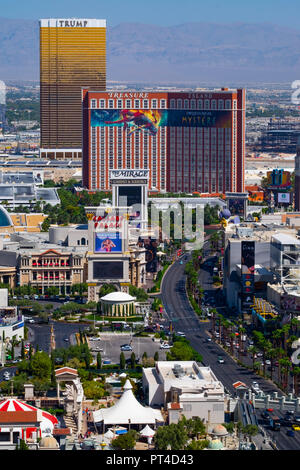 The Strip in Las Vegas with the hotels & casinos like Trump International Hotel, Treasure Island, The Mirage & Caesars Palace Stock Photo