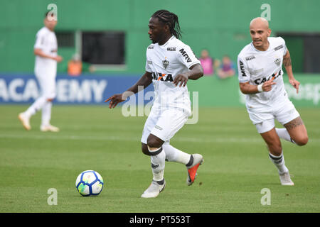 Chapeco, Brazil. 7th October 2018. SC - Chapeco - 06/10/2018 - BRAZILIAN CHAMPIONSHIP A 2018 Chapecoense x Atl tico-MG - player of Atl tico-MG Char during match against Chapecoense at Arena Conda stadium for the Brazilian championship A 2018. Photo: Renato Padilha / AGIF Credit: AGIF/Alamy Live News Stock Photo