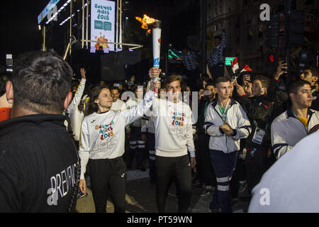 Buenos Aires, Federal Capital, Argentina. 6th Oct, 2018. This Saturday, October 6, and with an enormous amount of people surrounding the obelisk on 9 de Julio Avenue, the Olympic Games of the Buenos Aires 2018 Youth were officially inaugurated. Credit: Roberto Almeida Aveledo/ZUMA Wire/Alamy Live News Stock Photo