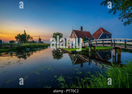 Historic farm houses in the holland village of Zaanse Schans Stock Photo