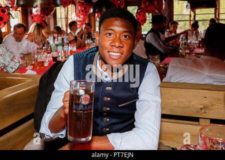 Munich,Germany. 07th Oct, 2018. David ALABA (Bayern Munich ...