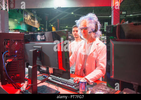 Johannesburg, South Africa. 7th Oct 2018. A gamer at rAge, South Africa's biggest annual video gaming, computer, technology and geek culture exhibition, at the Dome, in Johannesburg. Credit: Eva-Lotta Jansson/Alamy Live News Stock Photo