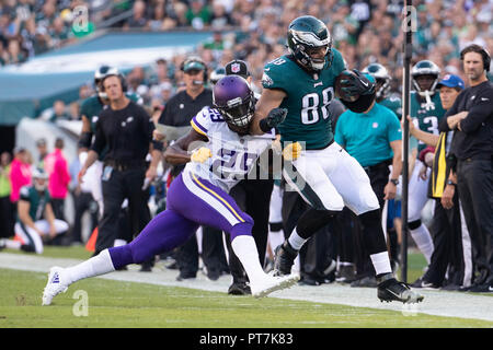 Minnesota Vikings cornerback Xavier Rhodes (29) lines up against the  Washington Redskins during an NFL football game, Thursday, Oct. 24, 2019,  in Minneapolis. (Jeff Haynes/AP Images for Panini Stock Photo - Alamy