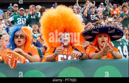 East Rutherford, New Jersey, USA. 7th Oct, 2018. Denver Broncos defensive  tackle Domata Sr. Peko (94) on the sideline during a NFL game between the  Denver Broncos and the New York Jets at MetLife Stadium in East Rutherford,  New Jersey. The Jets