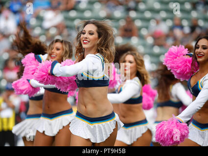 Los Angeles, USA. October 07, 2018 Oakland Raiders fans during the football  game between the Oakland Raiders and the Los Angeles Chargers at the StubHub  Center in Carson, California. Charles Baus/CSM Credit: