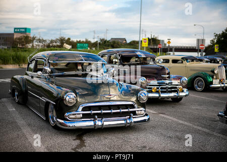 76 Get Hwy 71 antique cars for Android Wallpaper