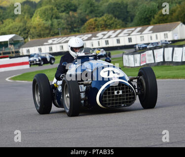 Connaught A-Type racing at Goodwood, England 19 April 1954 Stock Photo ...