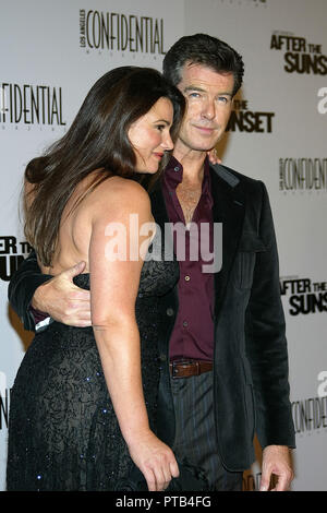 Pierce Brosnan, Keely Shaye Smith  11/04/2004 AFTER THE SUNSET @  Grauman's Chinese Theatre, Hollywood Photo by Rena Durham/HNW / PictureLux   File Reference # 33680 590HNW Stock Photo