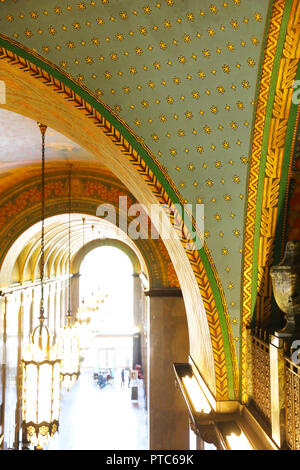 The iconic art deco skyscraper, the Fisher Building, designed by Albert Khan in 1928, in central Detroit, Michigan, USA Stock Photo