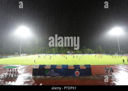Japan players warm up before the AFC U-16 Championship 2018 Group A match between Japan 5-2 Thailand at UM Arena Stadium in Kuala Lumpur, Malaysia, September 20, 2018. Credit: AFLO/Alamy Live News Stock Photo