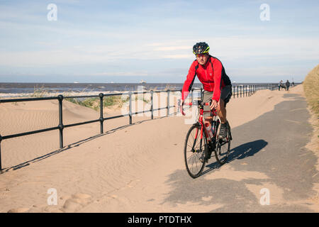 Crosby, Merseyside, UK. 9th October, 2018. UK Weather. 09/10/2018.  Blue skies and blustery winds over the Mersey Estuary and the windswept sands of Crosby foreshore.  Merseyside. Credit: MediaWorldImages/Alamy Live News Stock Photo