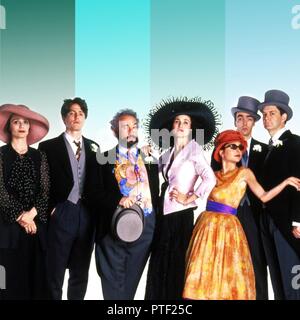 Original film title: FOUR WEDDINGS AND A FUNERAL. English title: FOUR WEDDINGS AND A FUNERAL. Year: 1994. Director: MIKE NEWELL. Stars: HUGH GRANT; ANDIE MACDOWELL; KRISTIN SCOTT THOMAS; CHARLOTTE COLEMAN; SIMON CALLOW. Credit: GRAMERCY PICTURES / Album Stock Photo